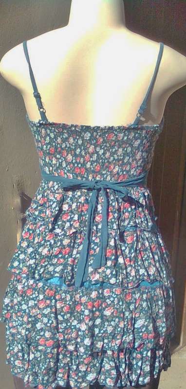 2 X BEAUTIFUL TOPS - SIZE: 10