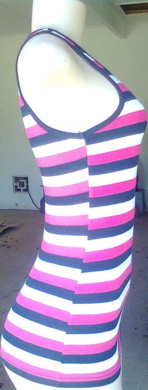 2 x PRETTY TOPS FOR R1 - SIZE: 8