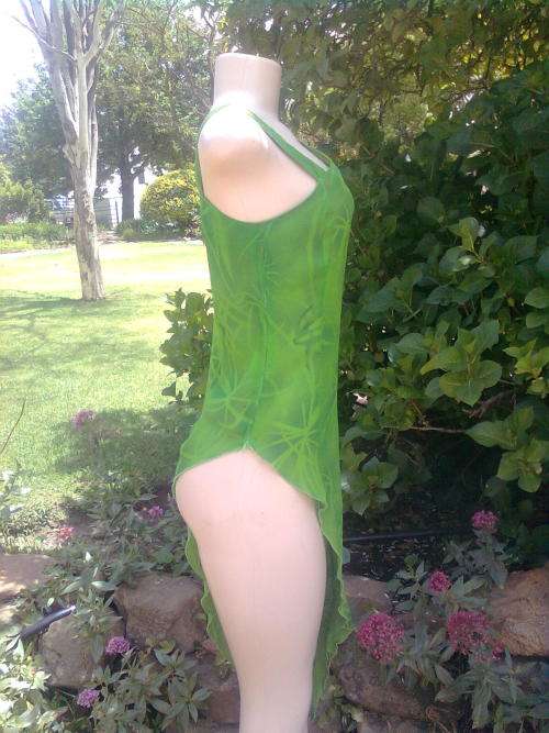 BEAUTIFUL GREEN TOP - SIZE: 10