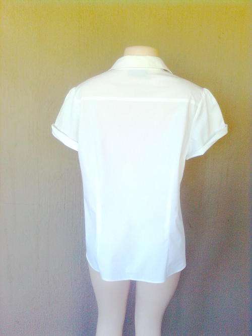 JEAN - SIZE: 18 PLUS A FREE OASIS TOP