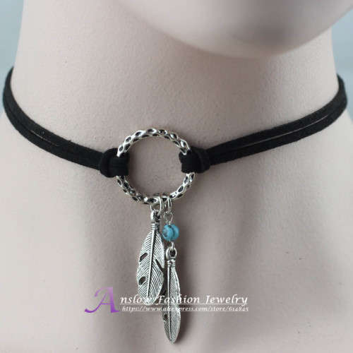 BOHEMIAN FEATHER NECKLACE
