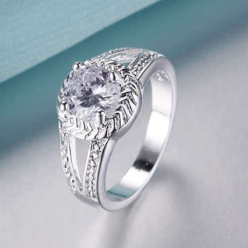 ***BEAUTIFUL*** 925 SILVER PLATED RING WITH CUBIC ZIRCONIA