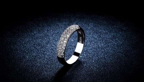 ***HIGH QUALITY***  925 STERLING SILVER PROMISE RING WITH AAA+ CUBIC ZIRCONIA - size 8