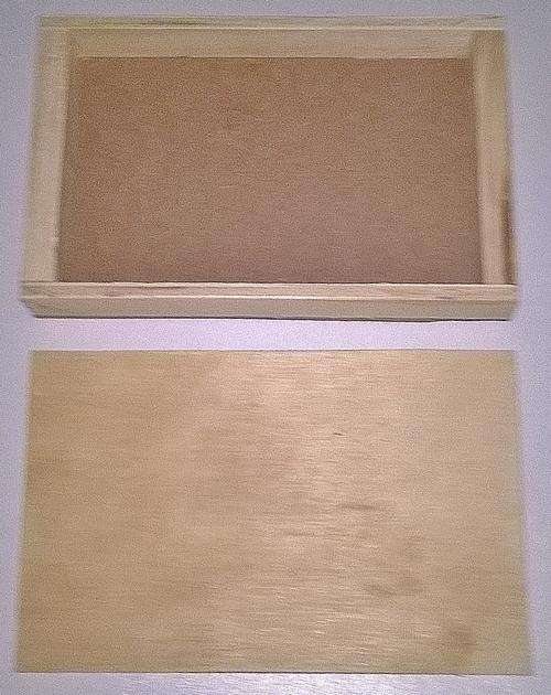 Wooden boxes (100)