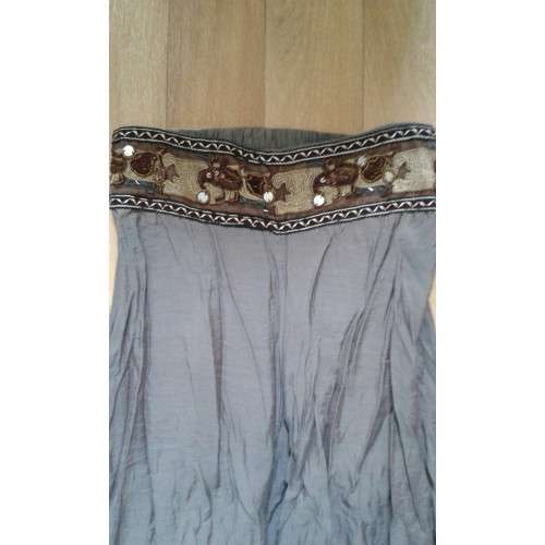 Gypsy Style Pants - GORGEOUS TRIM DETAIL!!