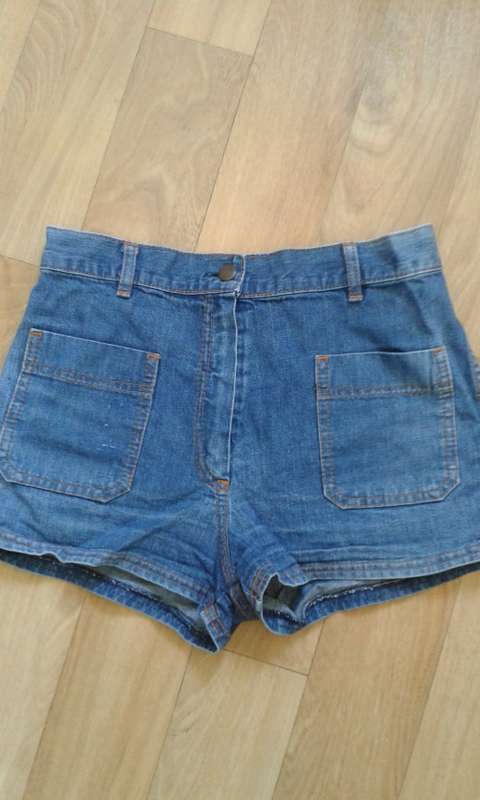 DENIM SHORTS - LIKE NEW!!