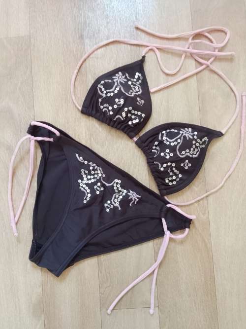 Dark Brown Bikini Set with Sequin Detail by Maui Girl - Good Condition!!