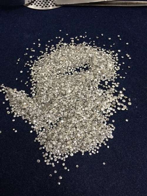 1.75 TCW Real Natural White Round Cut Diamonds Lot I1 / G 2.10 to 2.50 mm at Factory Price