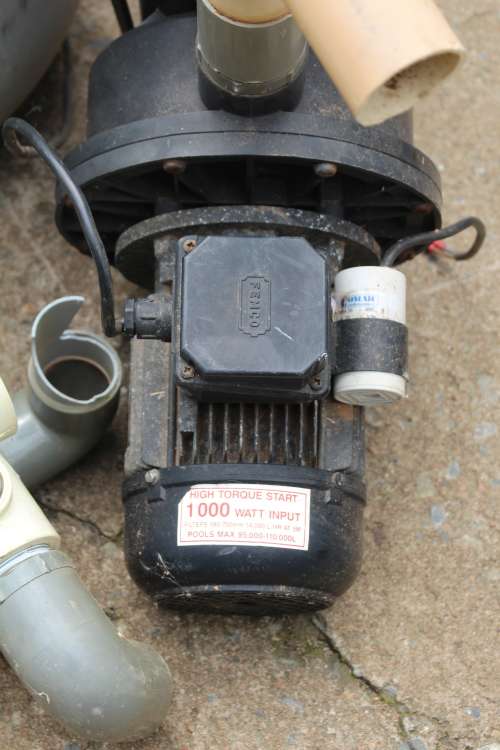 1000Watt Pool pump With Filter and Chlorinator (FWO)