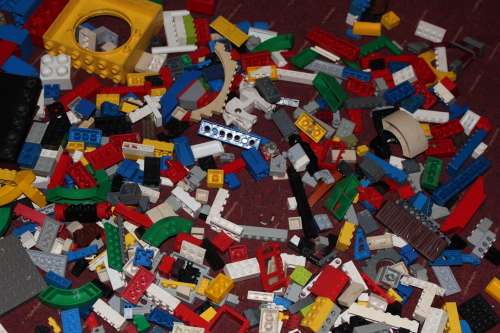 Awesome lot of hundreds of Pieces of original LEGO and LEGO Duplo