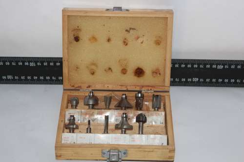 VINTAGE BOXED SET OF 11 ROUTER BITS