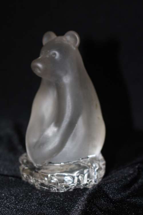 ORIGINAL CRISTAL D'ARQUES LEAD CRYSTAL GRIZZLY BEAR PAPER WEIGHT