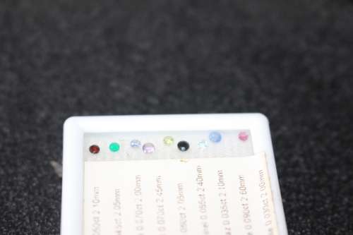 STUNNING NINE GEM COLLECTION INCLUDING TANZANITE, BLACK SPINAL, RHODOLITE AND SAPHIRE. 0.535 CARATS