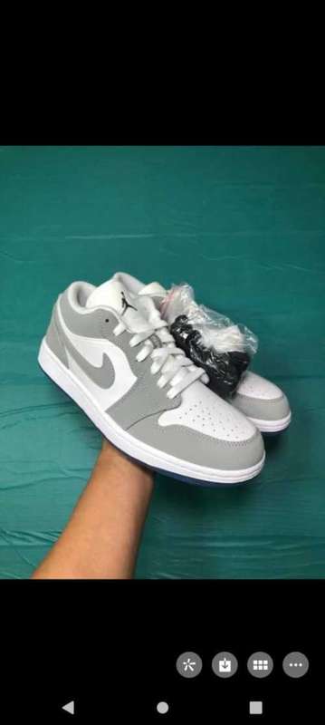 NIKE Air Force 1