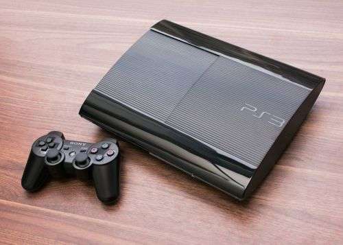 Playstation 3 Slim Black| 12GB Storage| 2 Controller| Free 2015 Game
