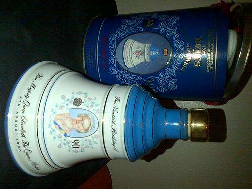 bells whisky collectors