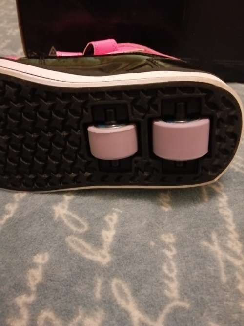 Heely Shoes