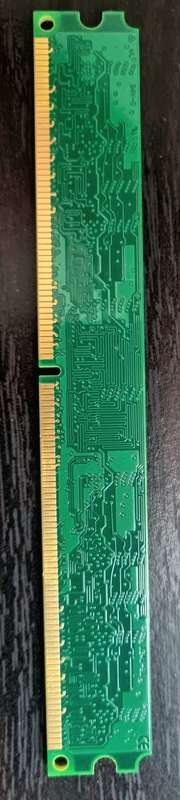 Kingston KVR667D2N5/1G 1GB DDR2 667Mhz Non ECC Memory Desktop RAM