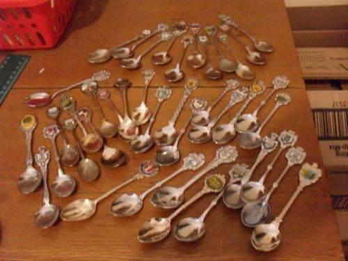 NICE.....40 DIFFERENT COLLECTORS CRESTED TEASPOONS.....