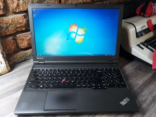 LENOVO T540p CORE I5    -    MINT CONDITION!