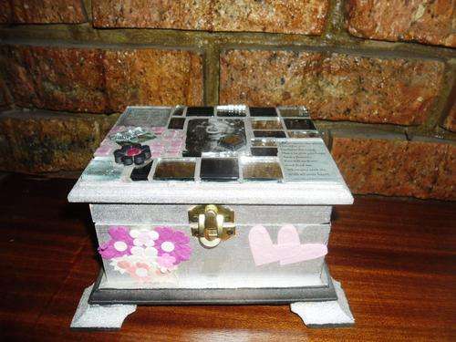 Stunning Jewellery Marilyn Manroe Box!!
