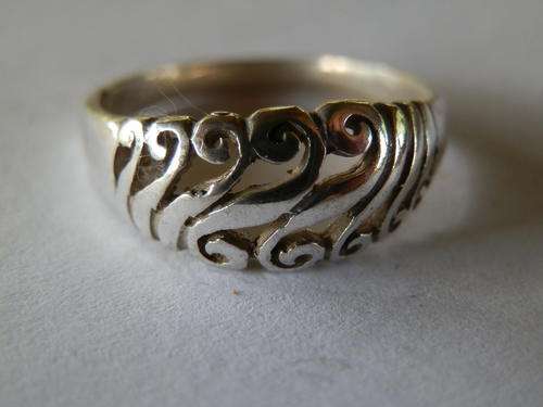 Vintage Sterling Silver Ring!