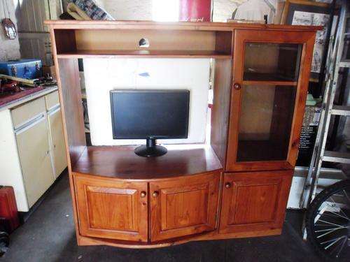 Beautiful Oregan Pine TV Cabinet !!