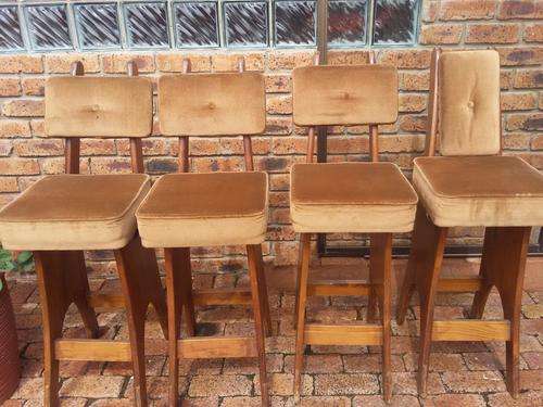 4 Wooden Bar Stools