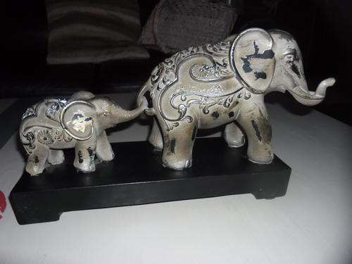 Beautiful Deco Art Elephants on stand!!!