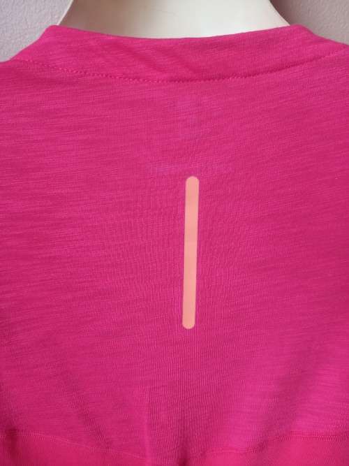 Asics Tee Ladies Fuzex V-neck Azalea - Large