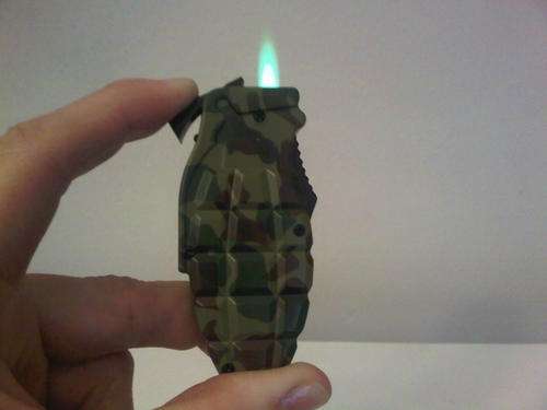 Flick Knife - Lighter. Awesome little Gadget !!