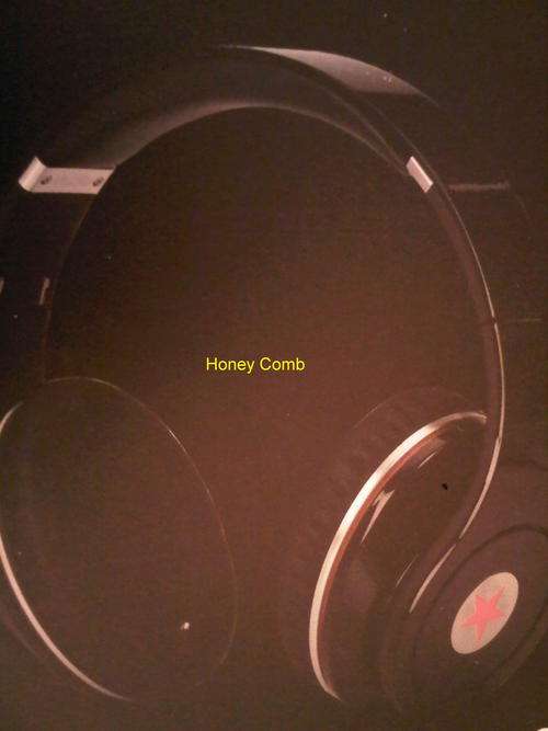 Portable Headphones. High Definition. SY-57.