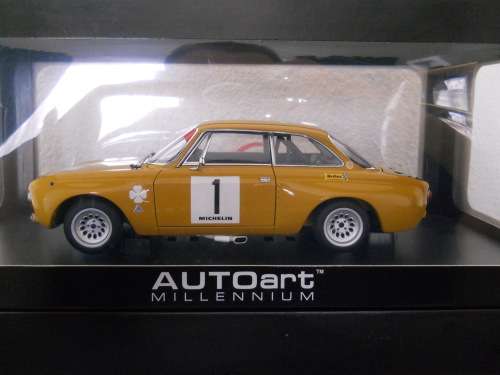 1:18 ALFA ROMEO GIULIA GTAm JARAMA HEZEMANS #1 OC