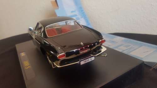 1:18 Volvo P 1800 S - Black