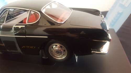 1:18 Volvo P 1800 S - Black