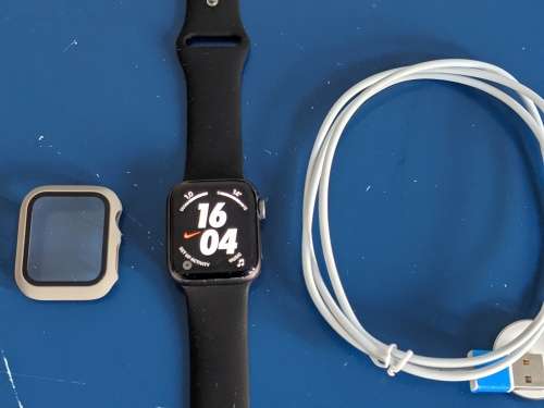 Apple Watch Series 4 40mm - GPS only