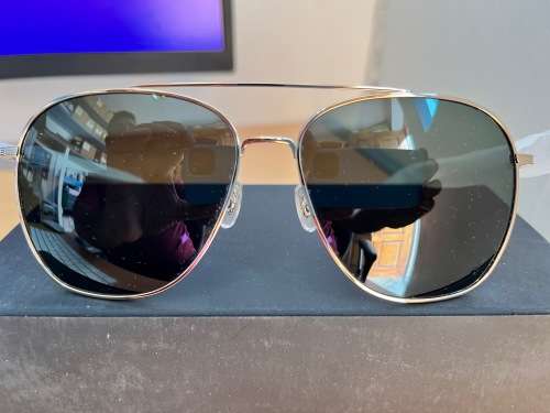 Oliver Peoples Men`s Ellerston Polarized Titanium Navigator Sunglasses