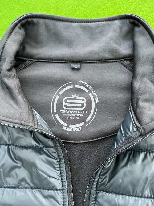 Swagg mens` golf top - half puffer jacket - Large - Black