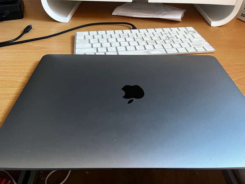Macbook Air 13` - 2018 - Retina display - 8Gb Ram - 128gb SSD