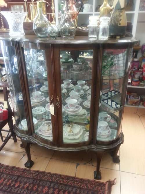 Imboya Ball & Claw Display Unit