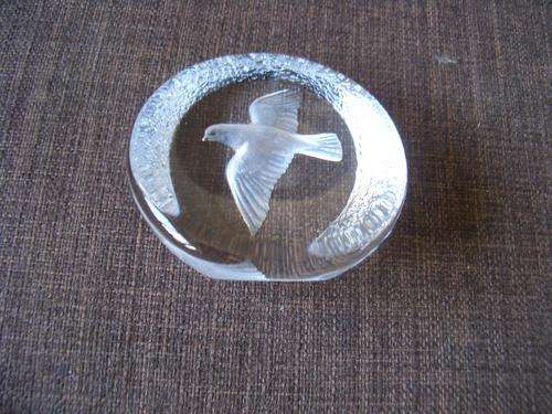 Solid Glass Bird Design Ornament