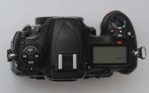Nikon D500 20.9 megapixel and 4k DSLR (Like New)