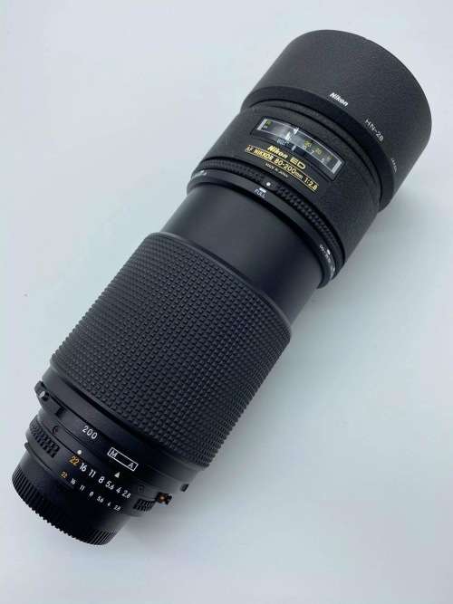 NIKON 80-200MM F/2.8 FULL FRAME LENS (EXCELLENT CONDITION) WORTH R25000.00!!!