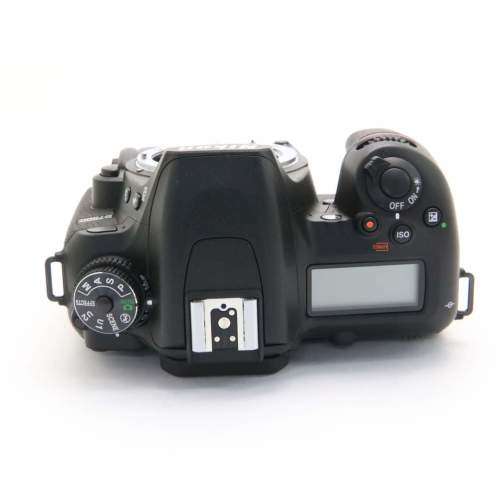 Nikon D7500