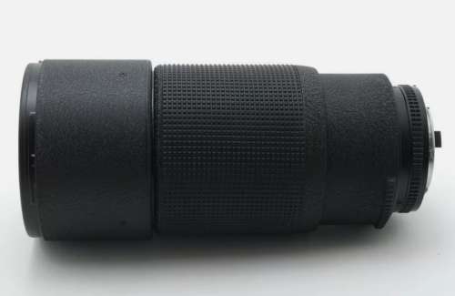 Nikon AF 80-200mm f/2.8D lens