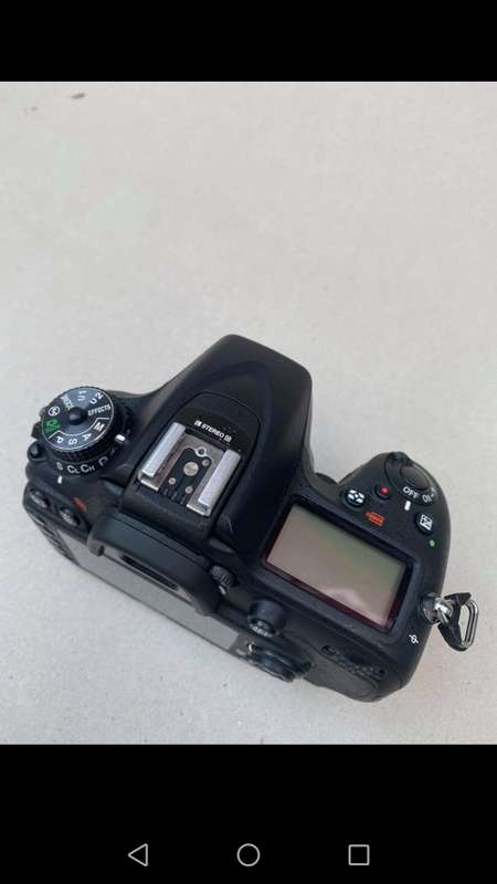 Nikon D7100 body (Like New Condition) low shutter count