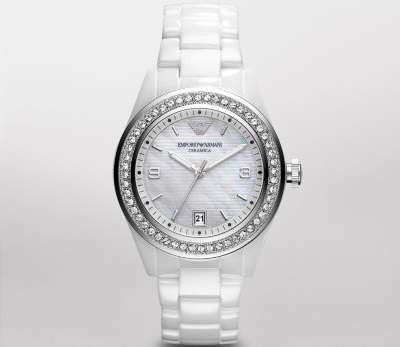 ## Valentine Special ## Emporio Armani (1426) Woman's White Ceramic Watch - MUST HAVE !!