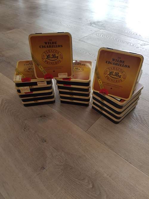 ****LA PAZ METAL SIGAR TINS - EMPTY****