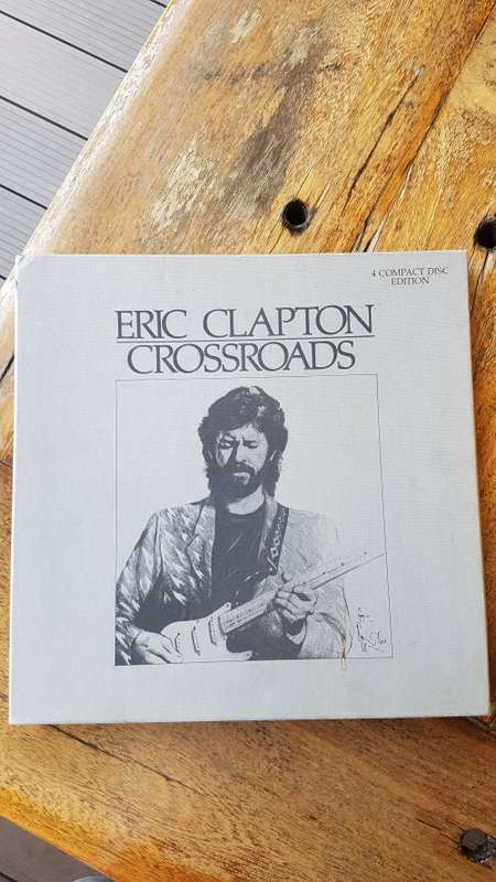 ****ERIC CLAPTON `CROSSROADS` 4 COMPACT DISCS EDITION****