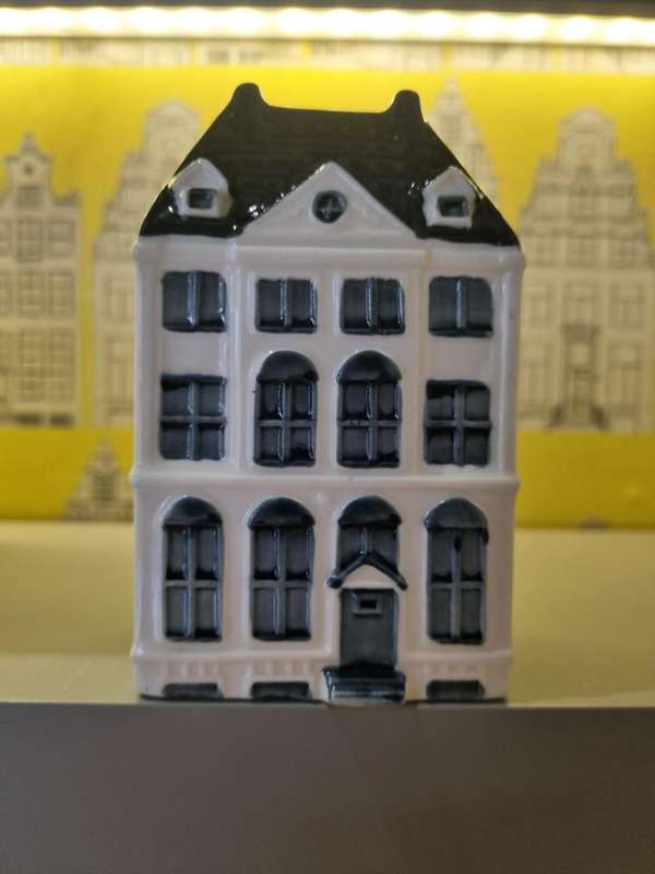 ****KLM HOUSE NO.48****